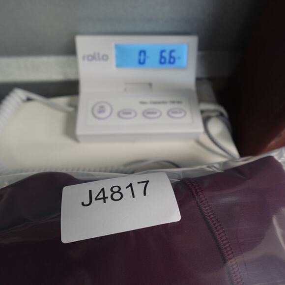 Lululemon Leggings Womens 12 Wunder Under Crop Hi Rise Luxtreme 21" Gym Run - Picture 8 of 8